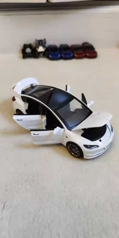 Image #1 from @juliancross